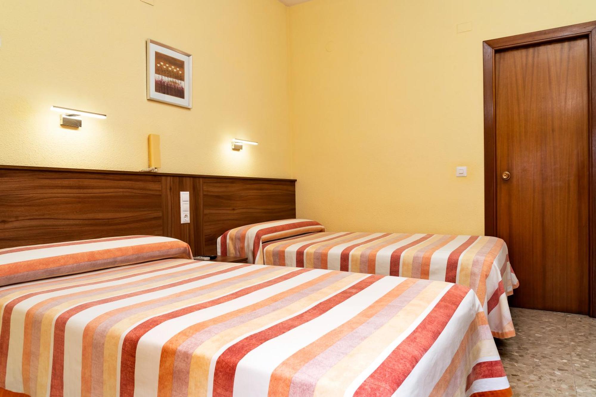 Hotel Borja El Puig  Extérieur photo