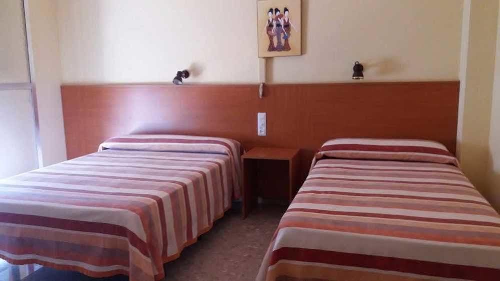 Hotel Borja El Puig  Extérieur photo